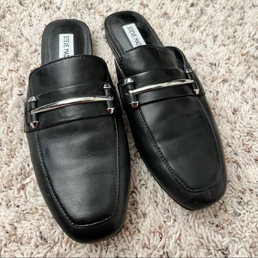 Kandi Black Leather Mules